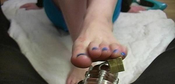  Mistress Cummy Feet Cuckold Humiliation